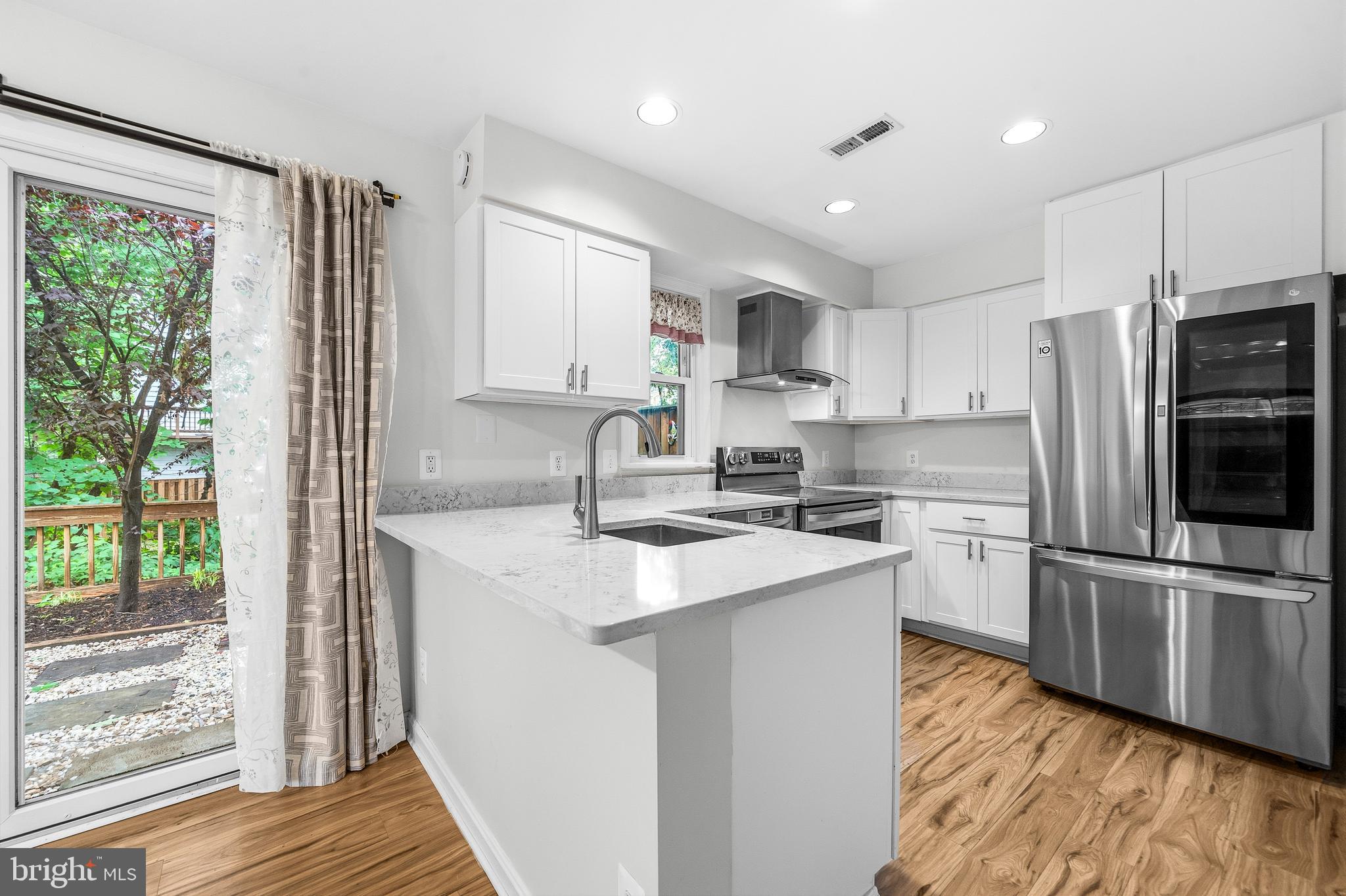 SUNSET RIDGE - Residential