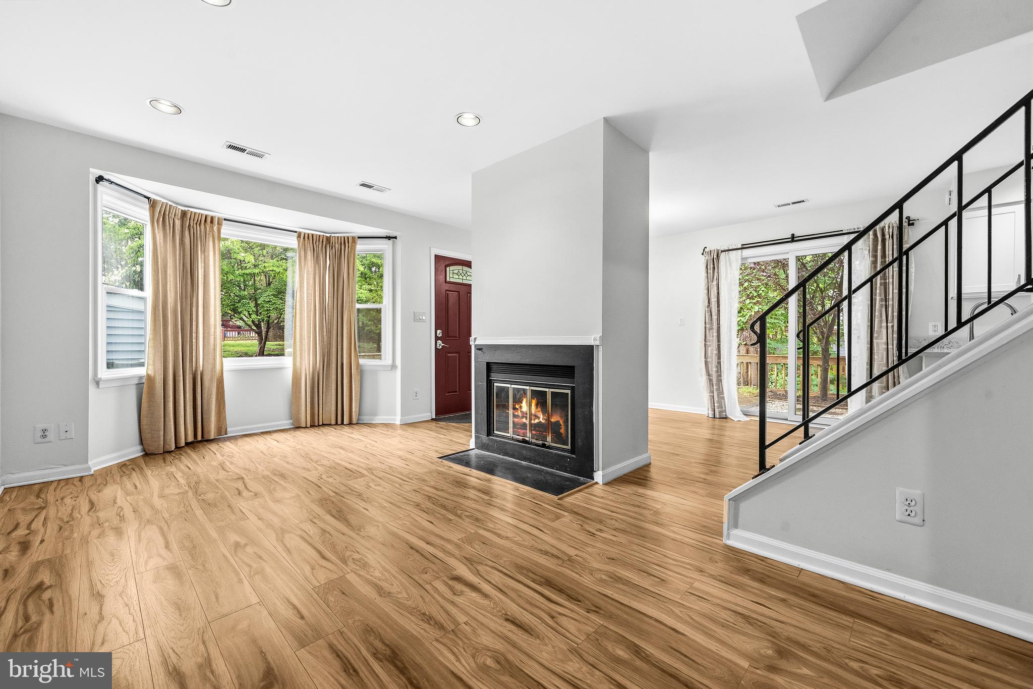 SUNSET RIDGE - Residential