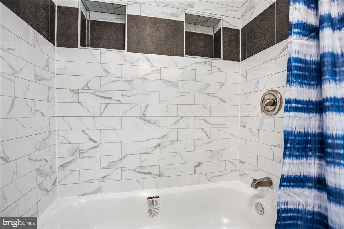 ESSEX SOUTH - Residential