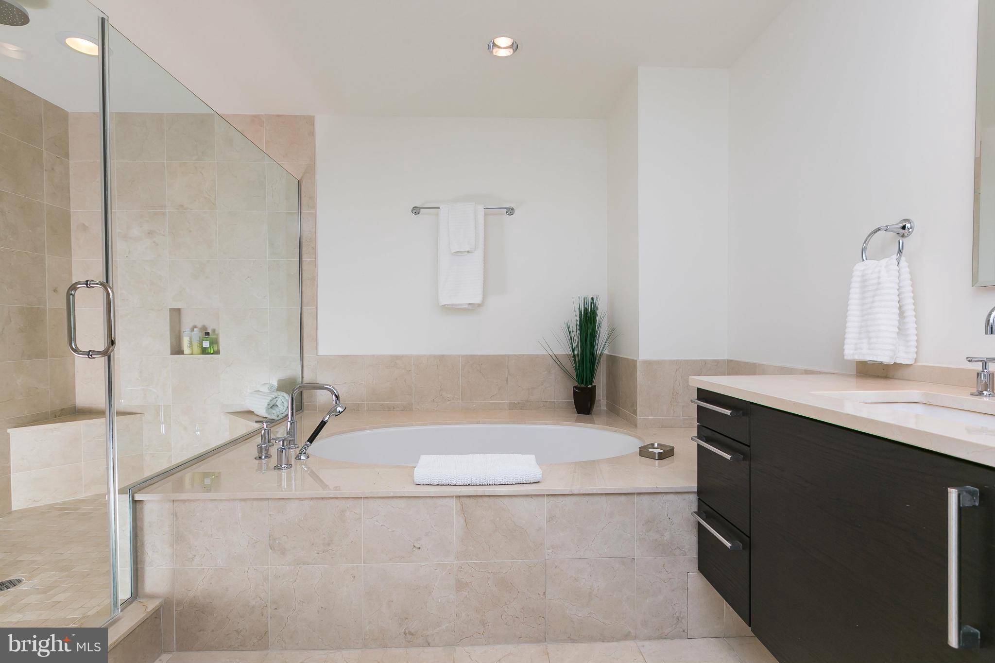 INNER HARBOR - Residential