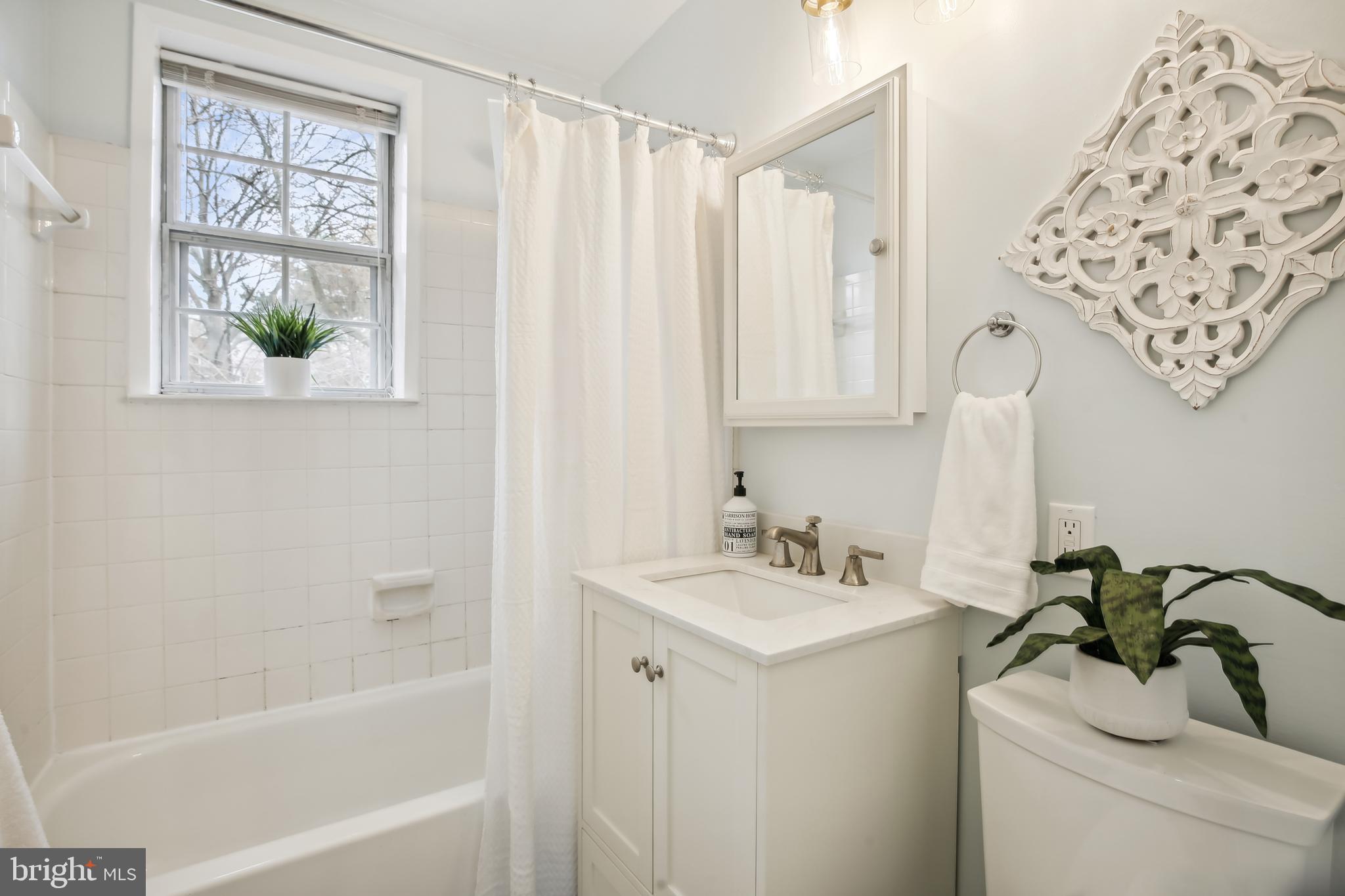 THE ARLINGTON - Residential Lease