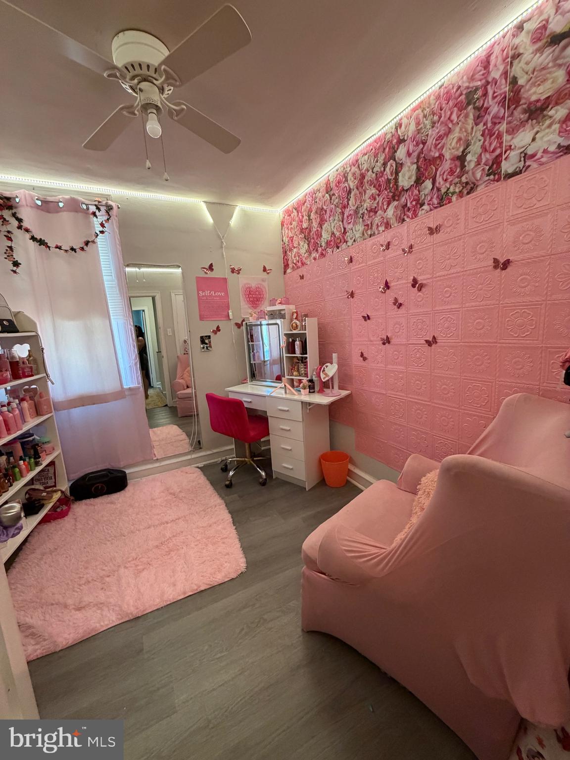 MAYFAIR - Residential