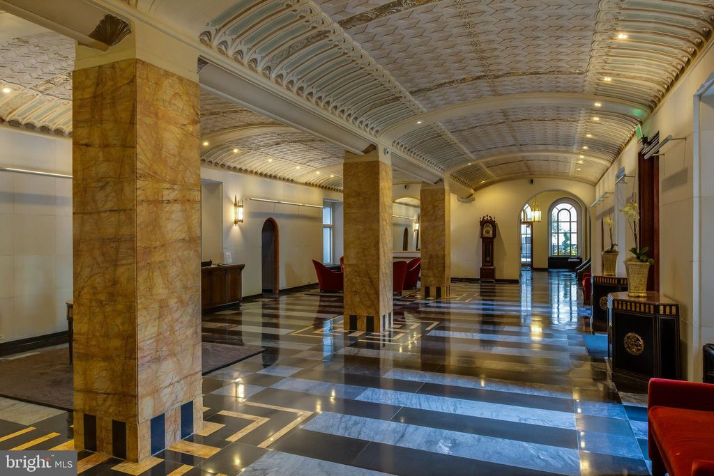 Photo of 1901 Walnut Street #2E, PHILADELPHIA, PA 19103 (MLS # PAPH2577262)