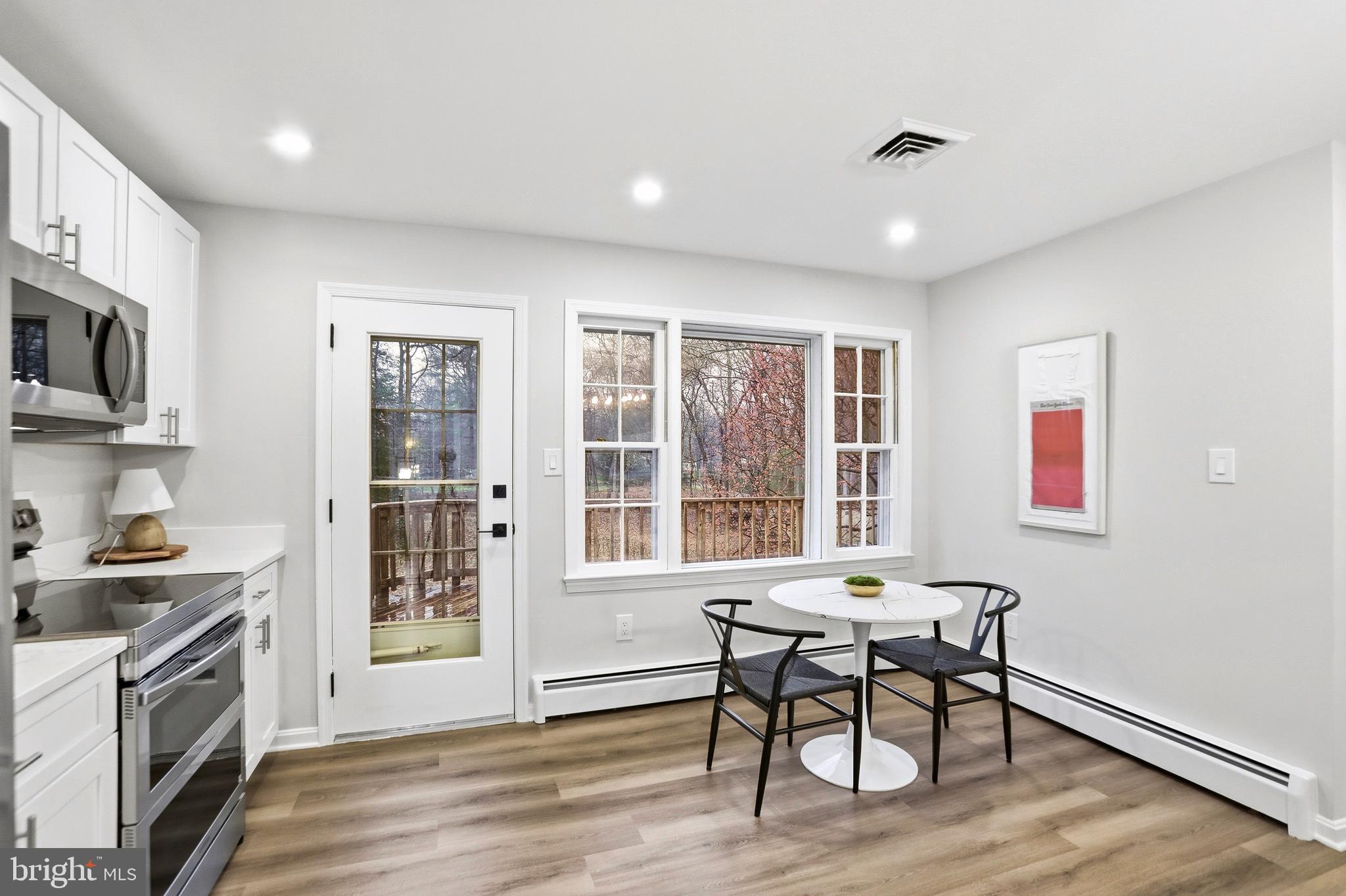 VALE SPRING WOODS - Residential