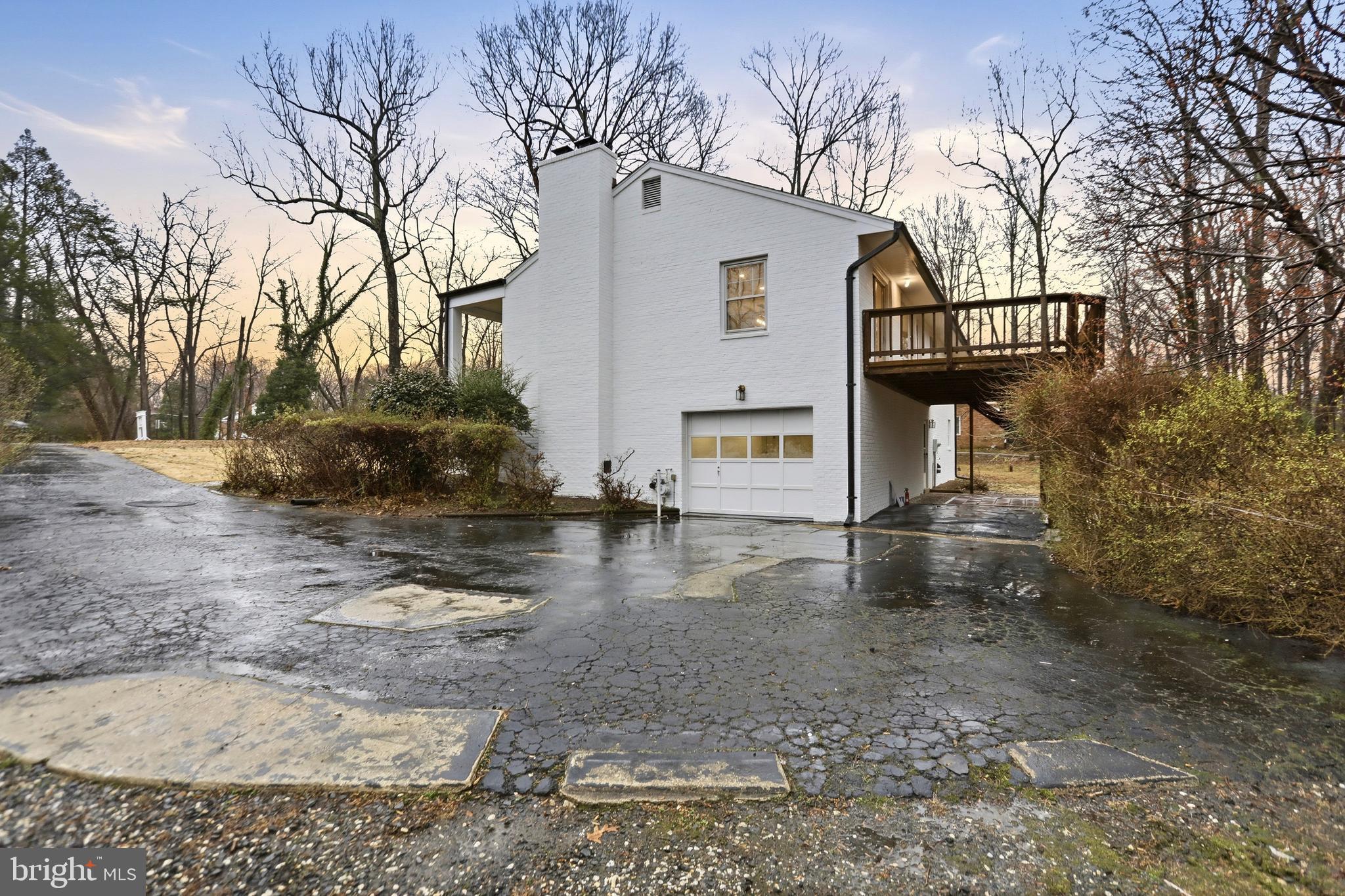 VALE SPRING WOODS - Residential