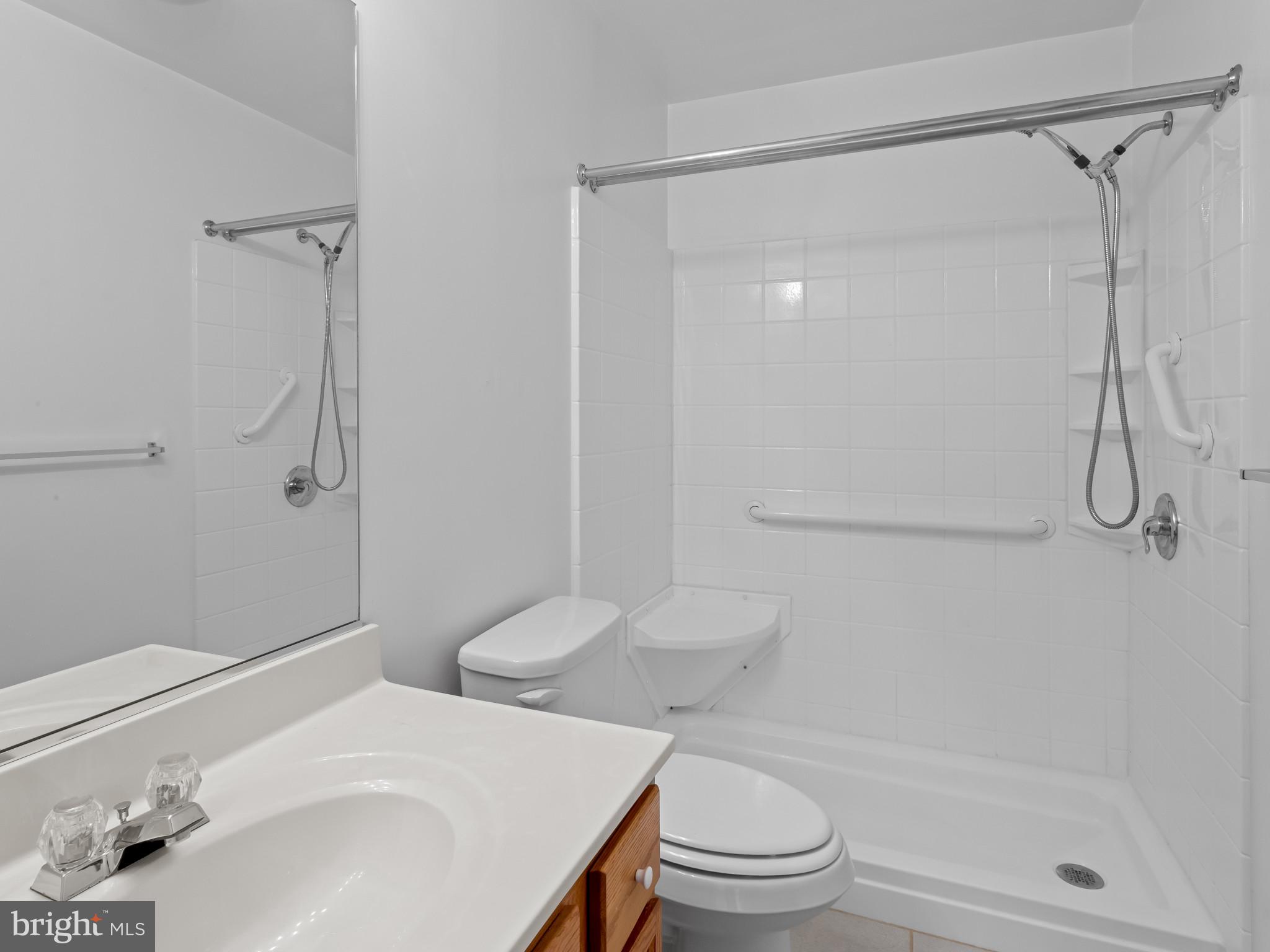 CROMWELL FOUNTAIN - Residential Lease