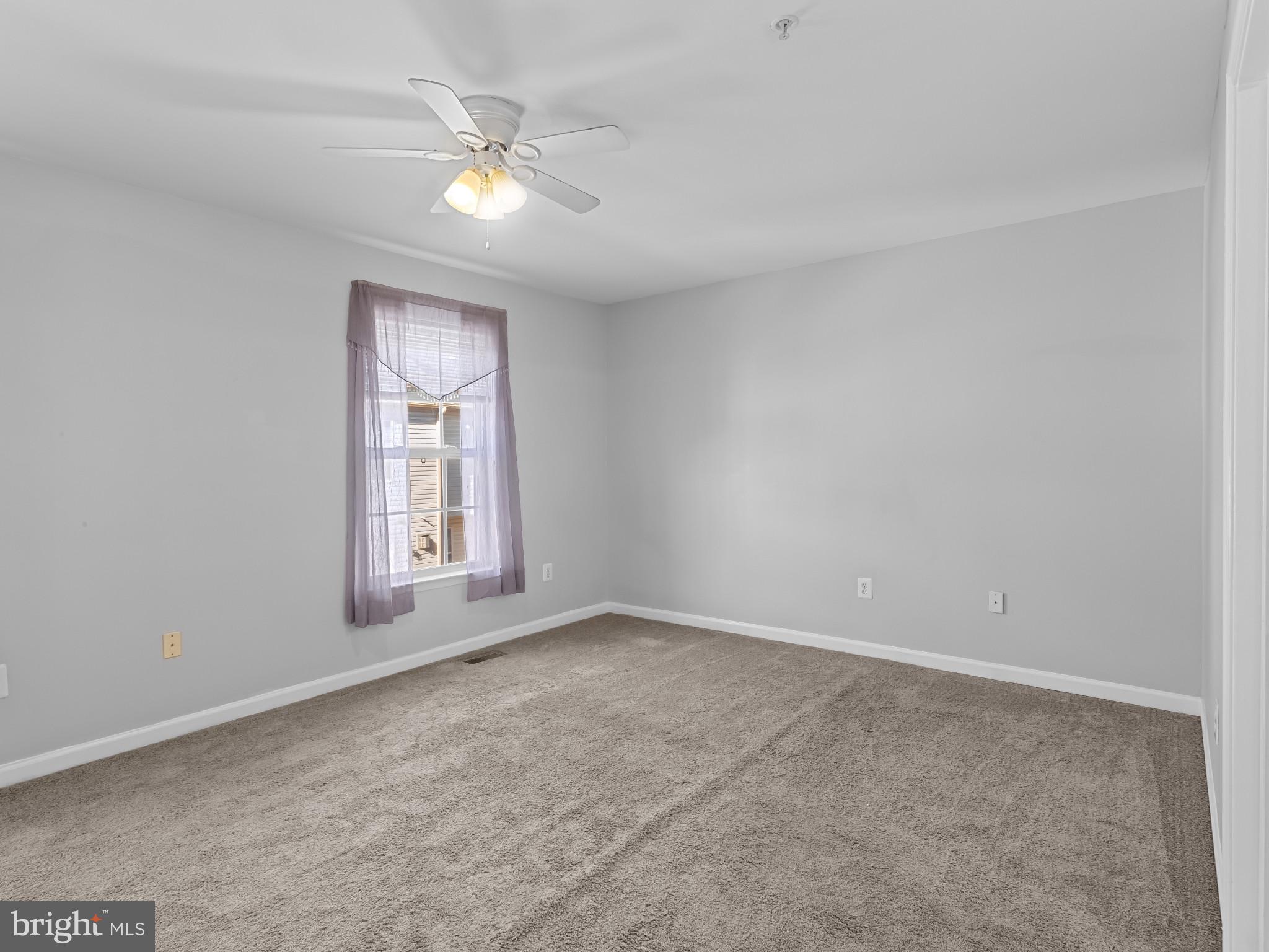 CROMWELL FOUNTAIN - Residential Lease