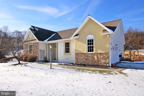 805 MOUNT WILSON ROAD LEBANON PA 17042