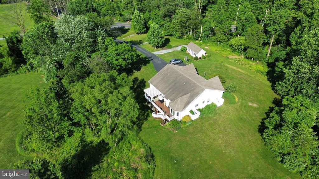 Photo of 805 Mount Wilson Rd, LEBANON, PA 17042 (MLS # PALN2024434)