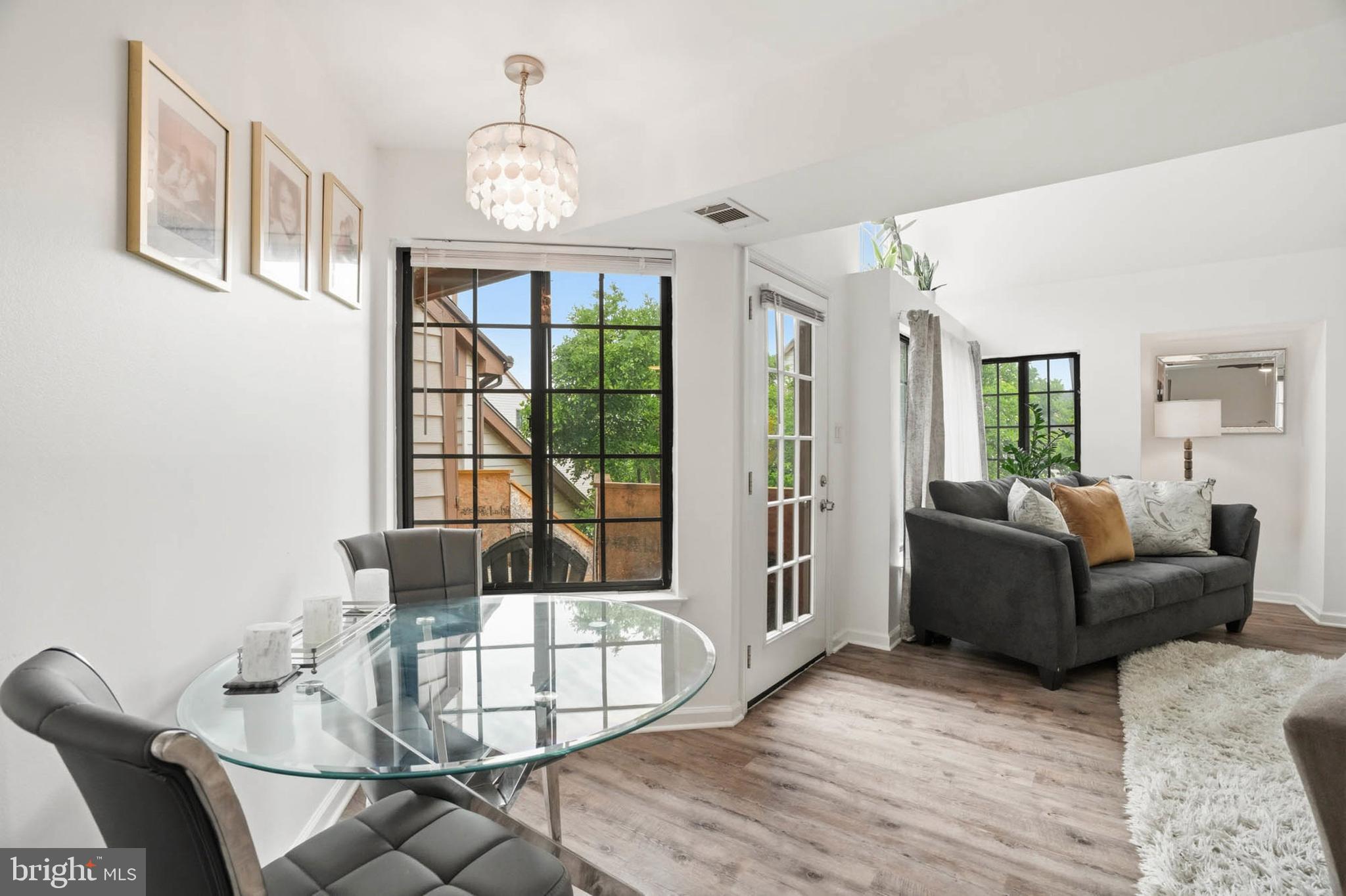 THE TIERS OF LAUREL LAKE - Residential