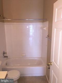 WOODLAND LAKE CONDO - Residential