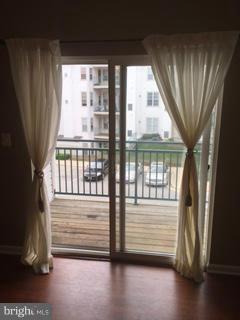 WOODLAND LAKE CONDO - Residential