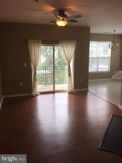 WOODLAND LAKE CONDO - Residential