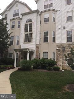 WOODLAND LAKE CONDO - Residential