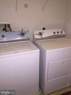 WOODLAND LAKE CONDO - Residential