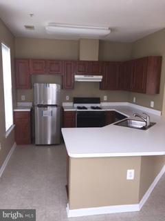 WOODLAND LAKE CONDO - Residential