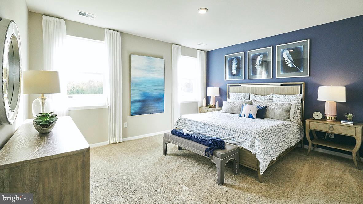 WOODFIELD PRESERVE - Residential