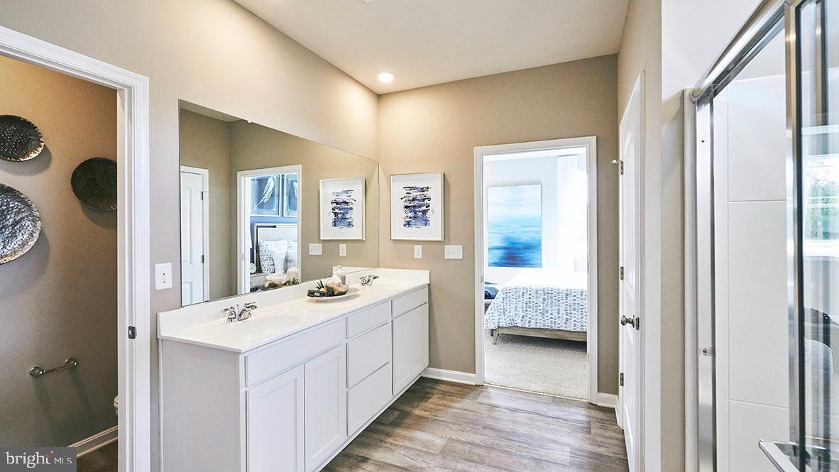 WOODFIELD PRESERVE - Residential