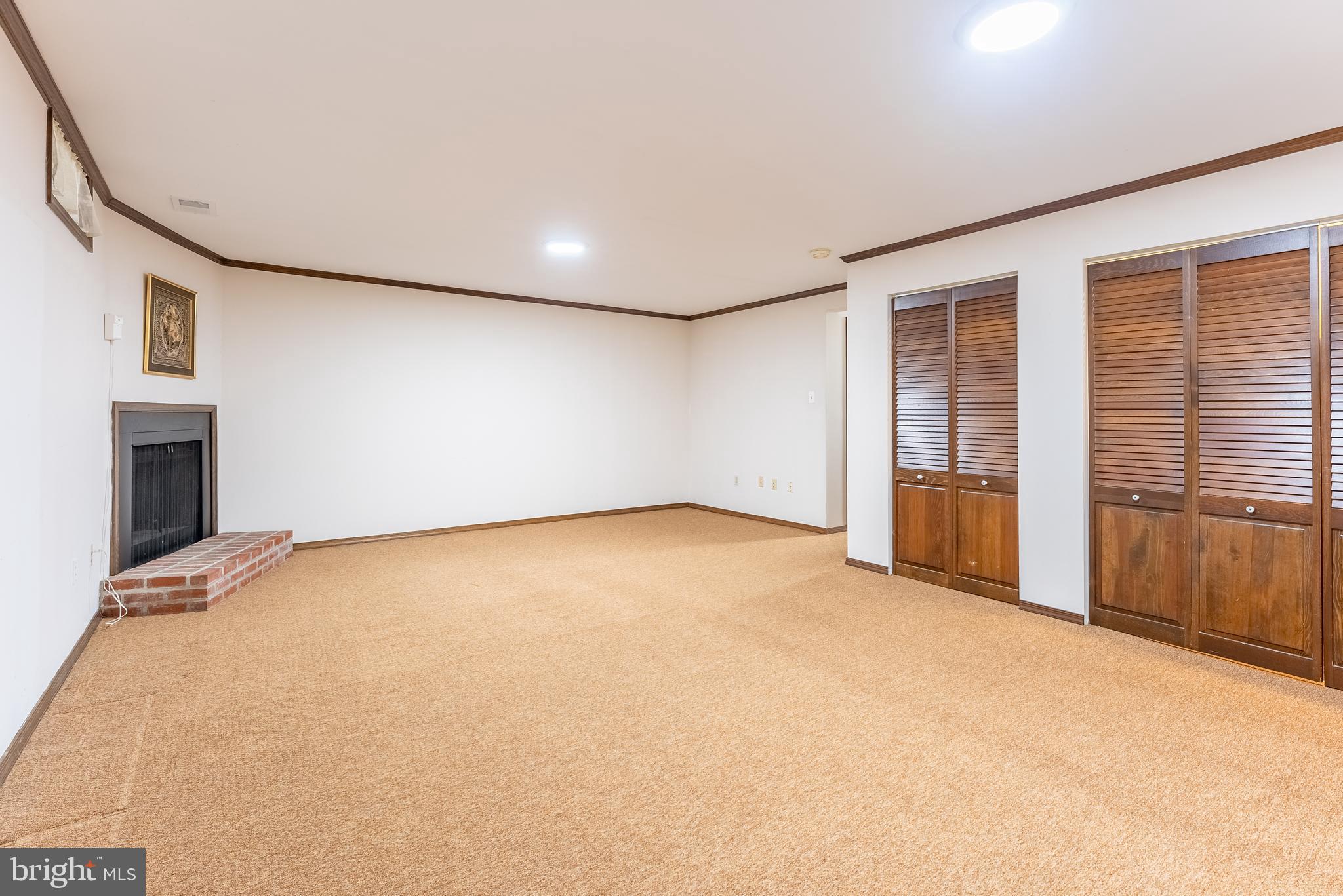 CIRCLE WOODS - Residential