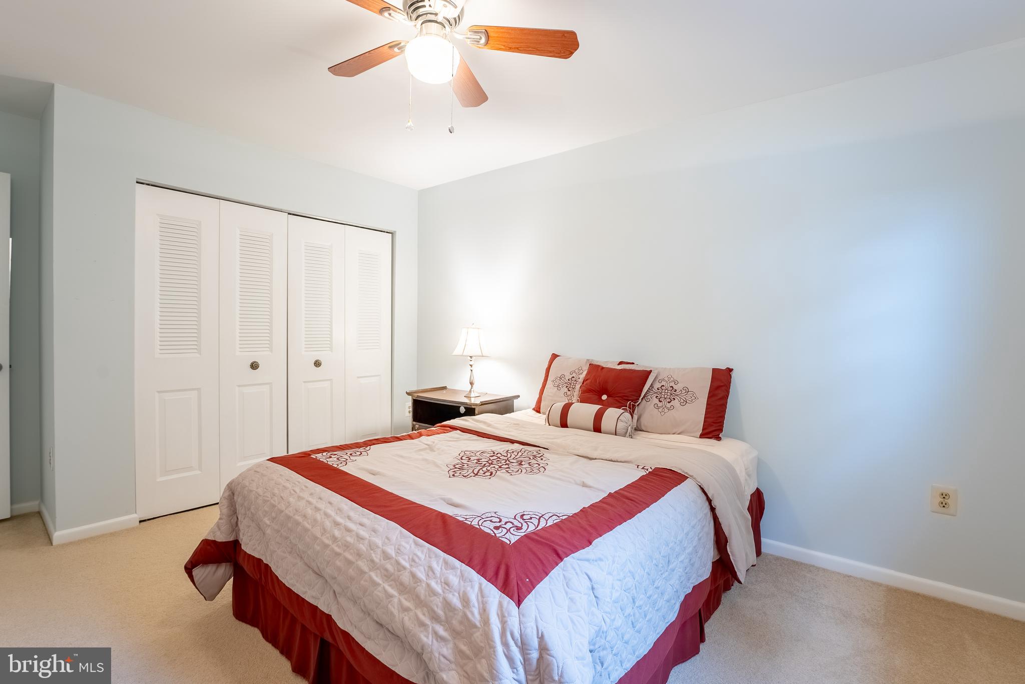 CIRCLE WOODS - Residential