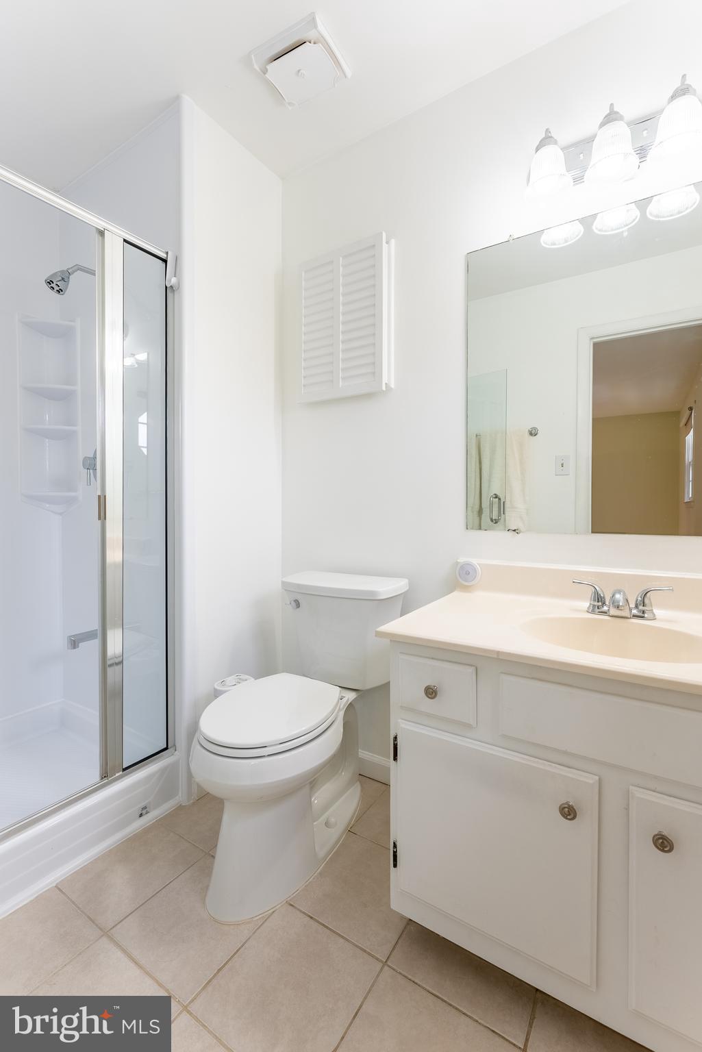 CIRCLE WOODS - Residential