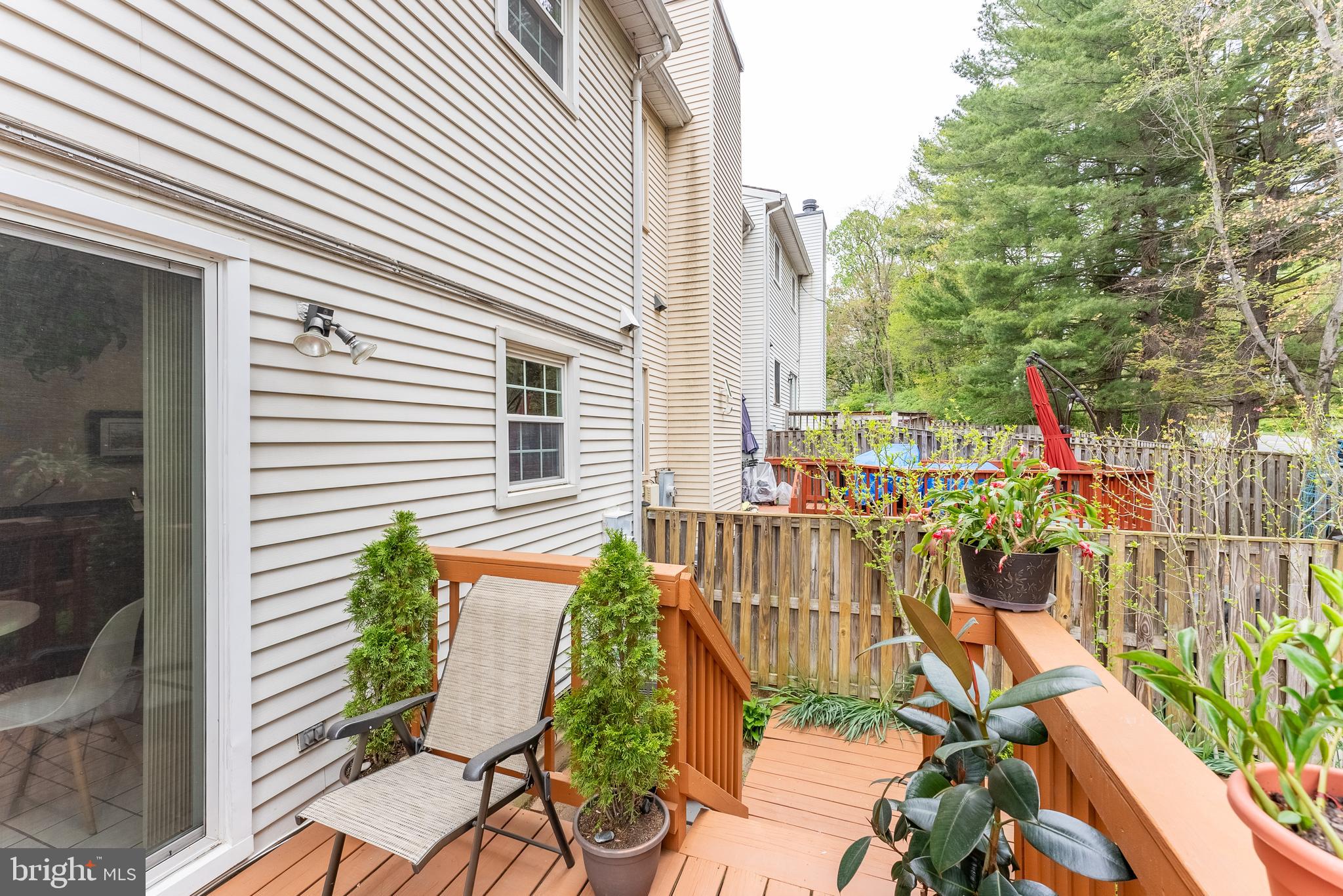 CIRCLE WOODS - Residential