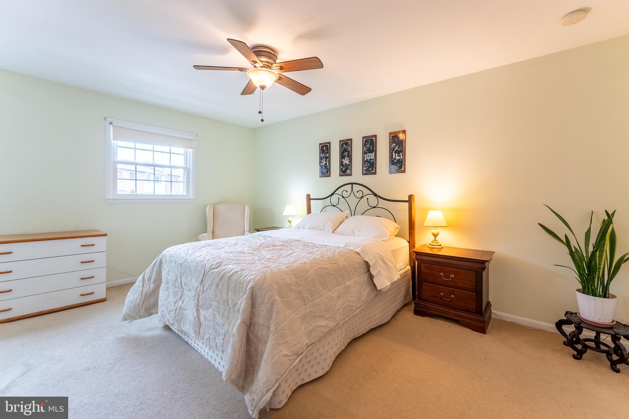 CIRCLE WOODS - Residential