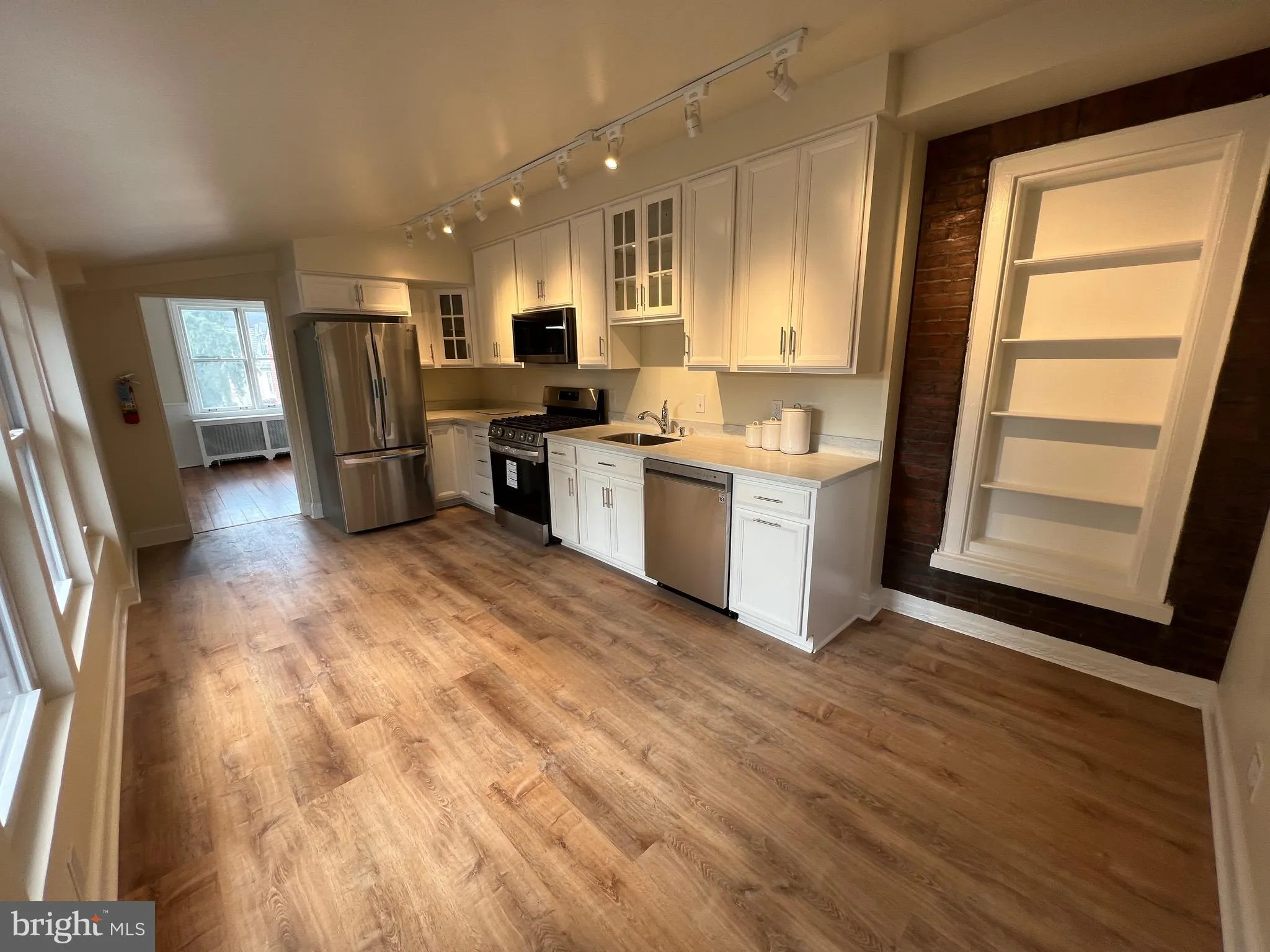 Haverford, Pennsylvania 19041, United States, 3 Bedrooms Bedrooms, ,2 BathroomsBathrooms,Residential,Contingent,235554