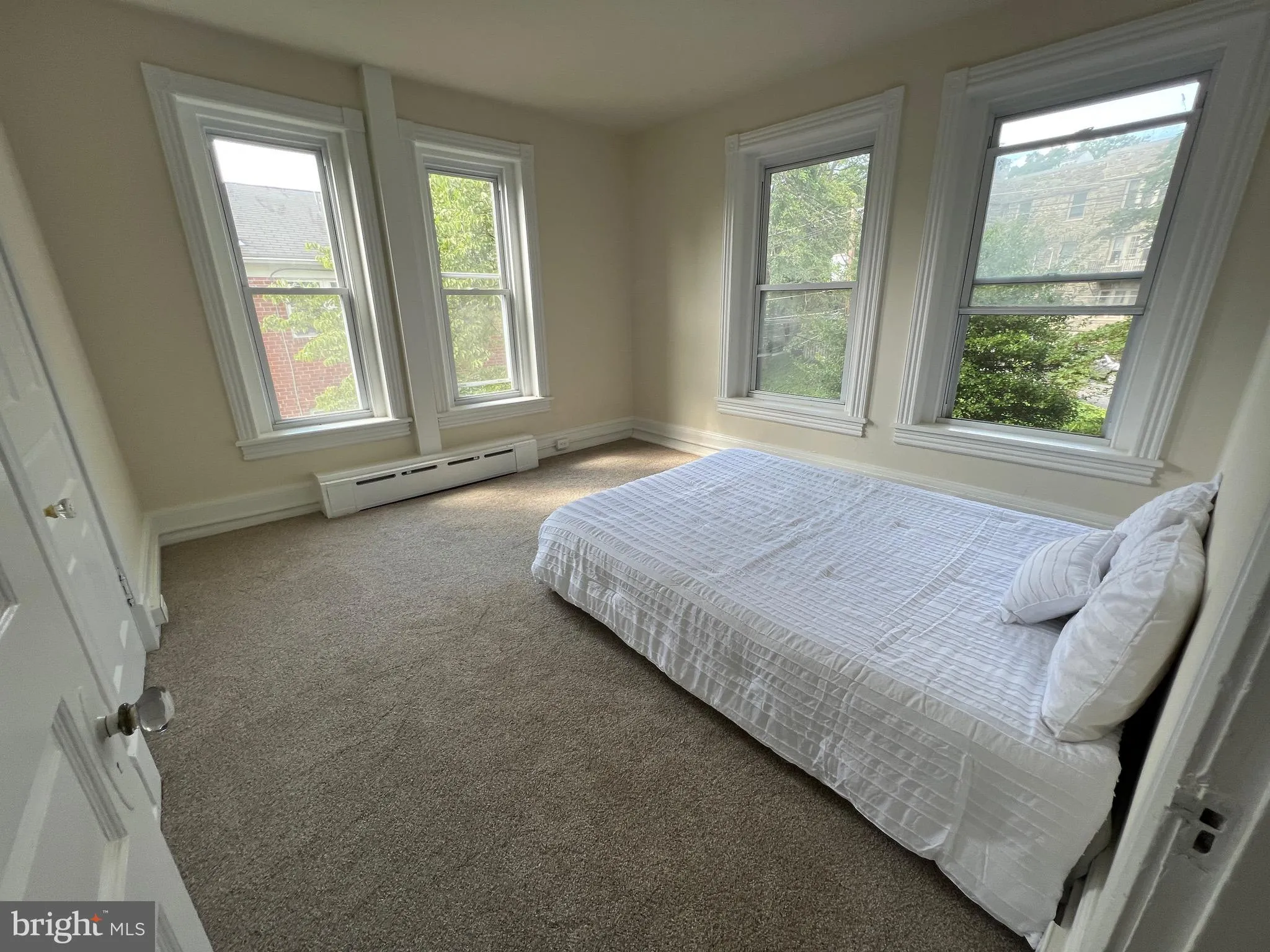 Haverford, Pennsylvania 19041, United States, 3 Bedrooms Bedrooms, ,2 BathroomsBathrooms,Residential,Contingent,235554