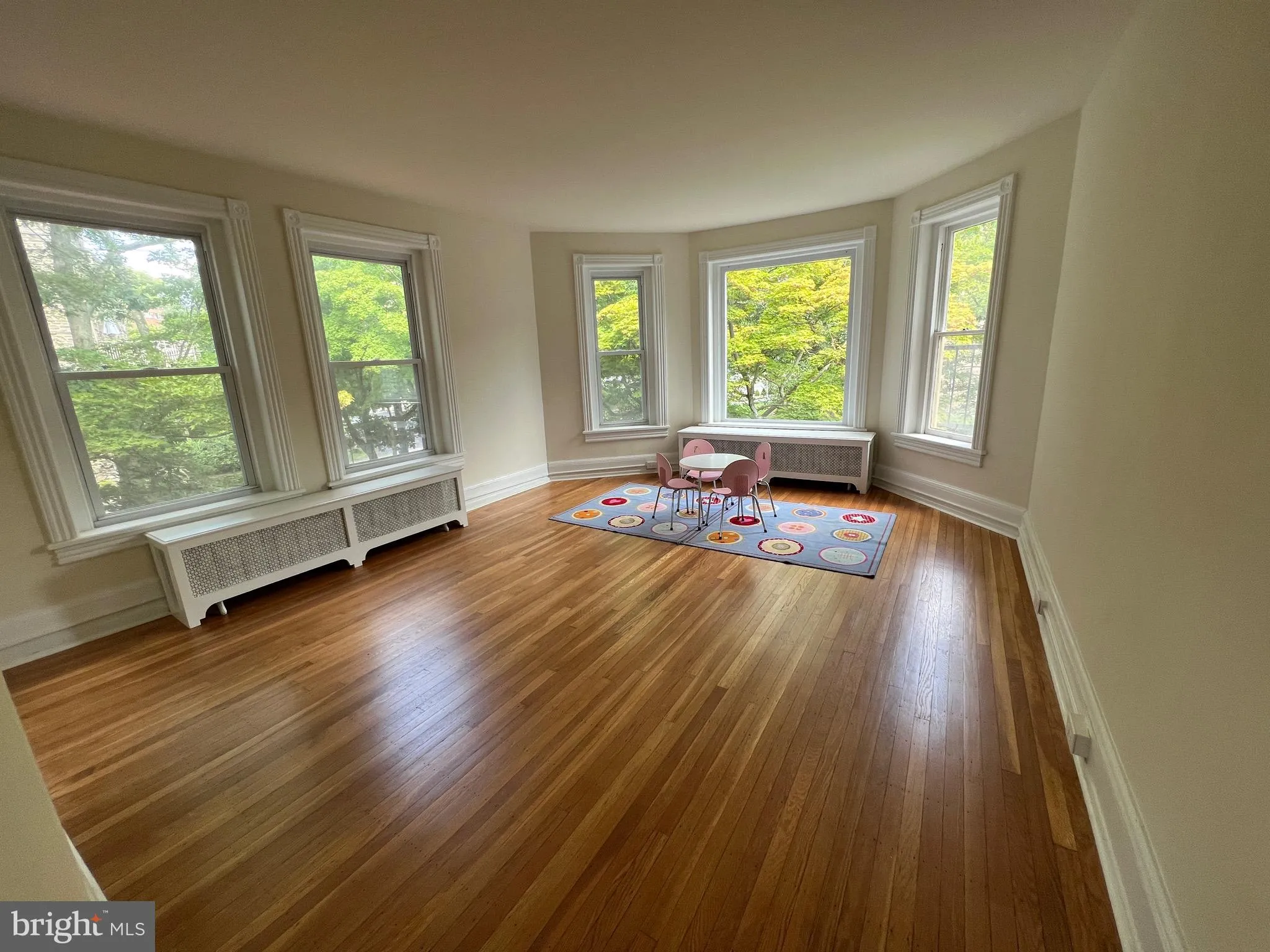 Haverford, Pennsylvania 19041, United States, 3 Bedrooms Bedrooms, ,2 BathroomsBathrooms,Residential,Contingent,235554