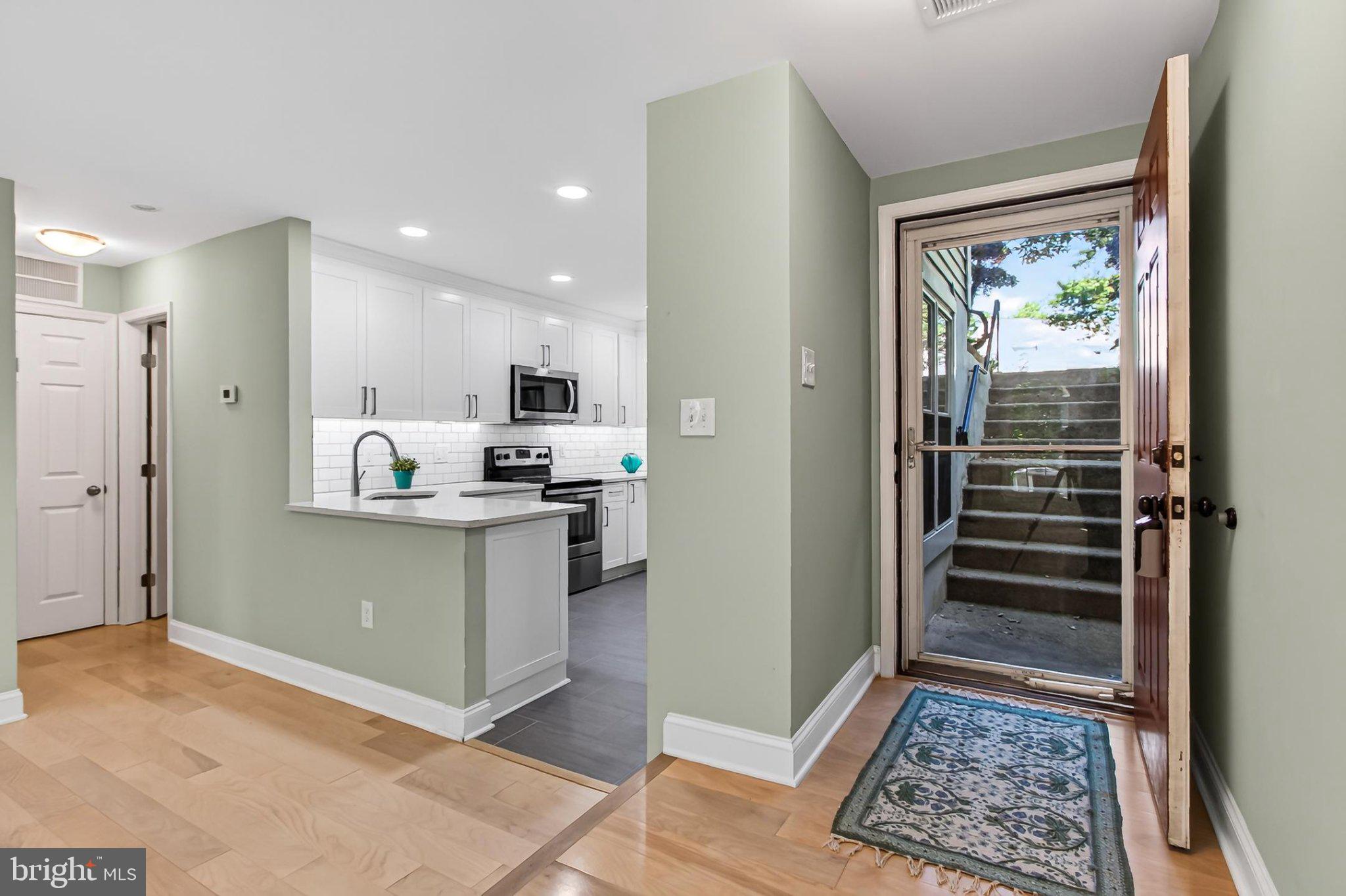 2978 YARLING COURT 2978