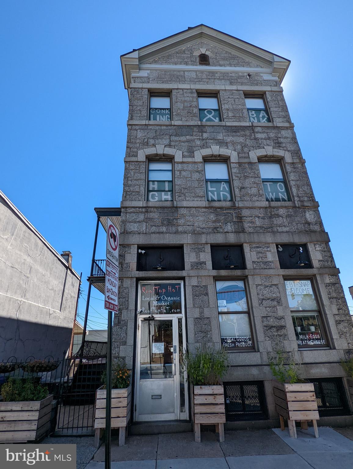 HIGHLANDTOWN - Residential Income