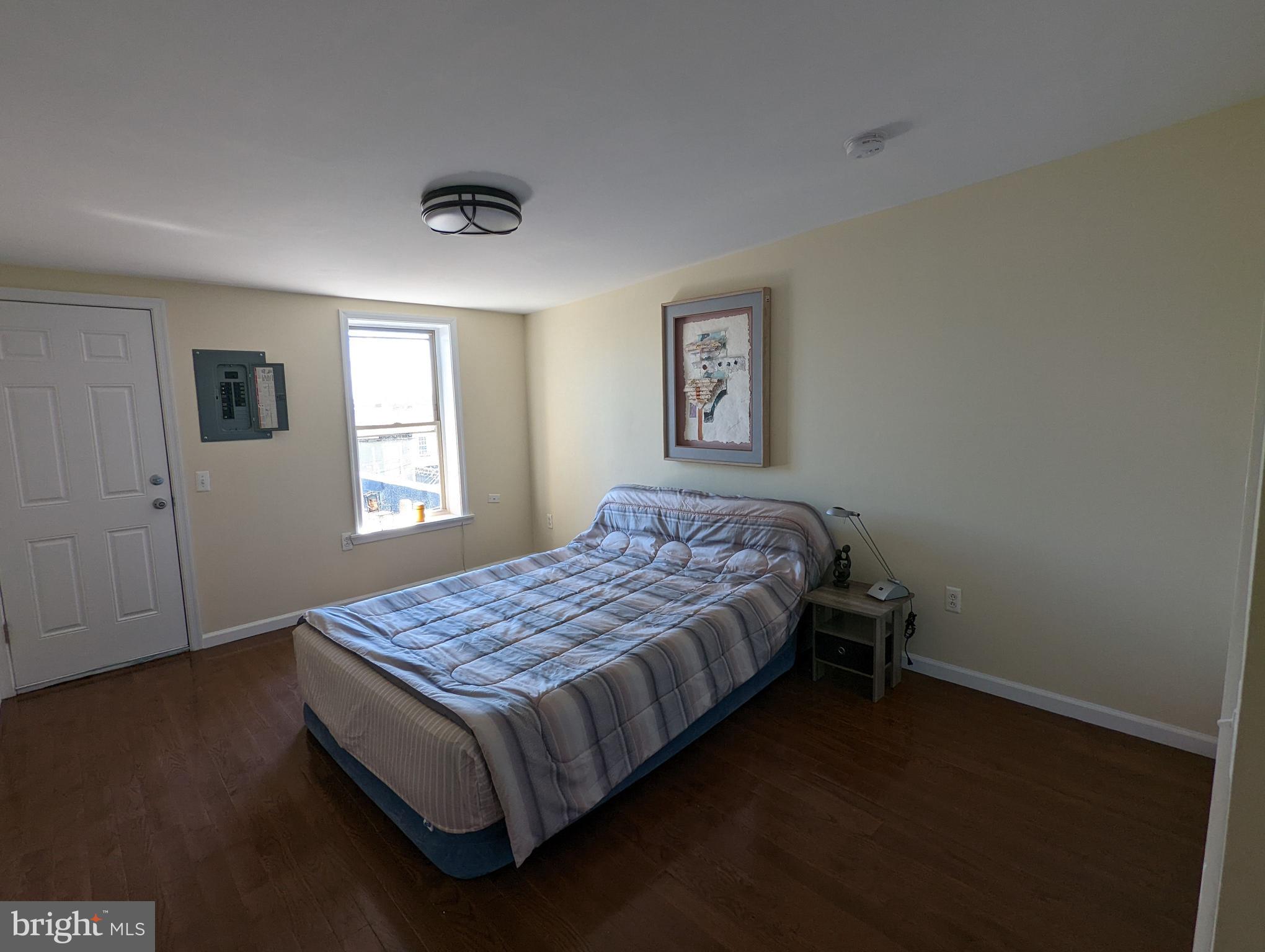 HIGHLANDTOWN - Residential Income