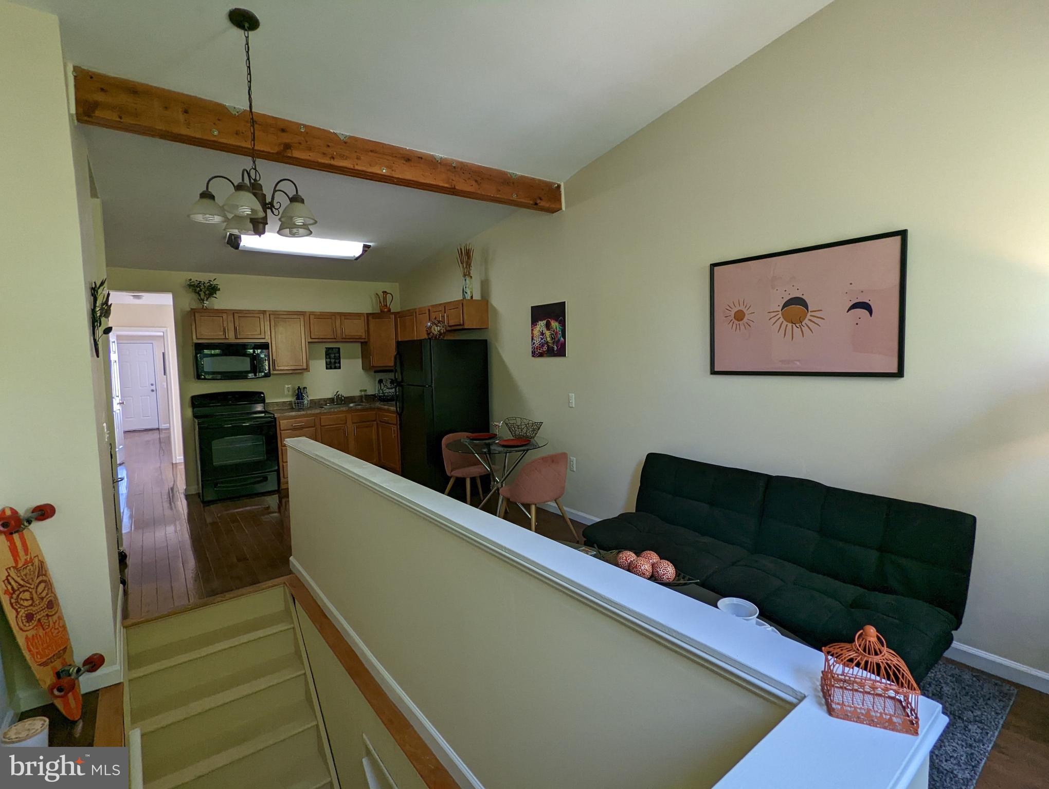 HIGHLANDTOWN - Residential Income