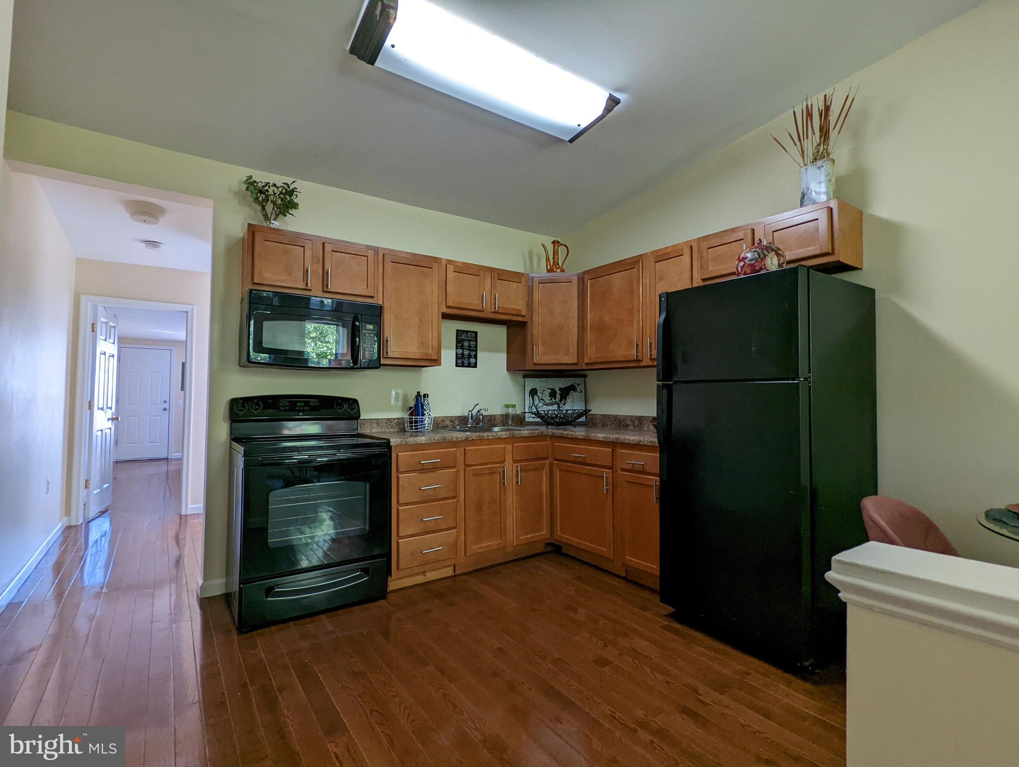 HIGHLANDTOWN - Residential Income