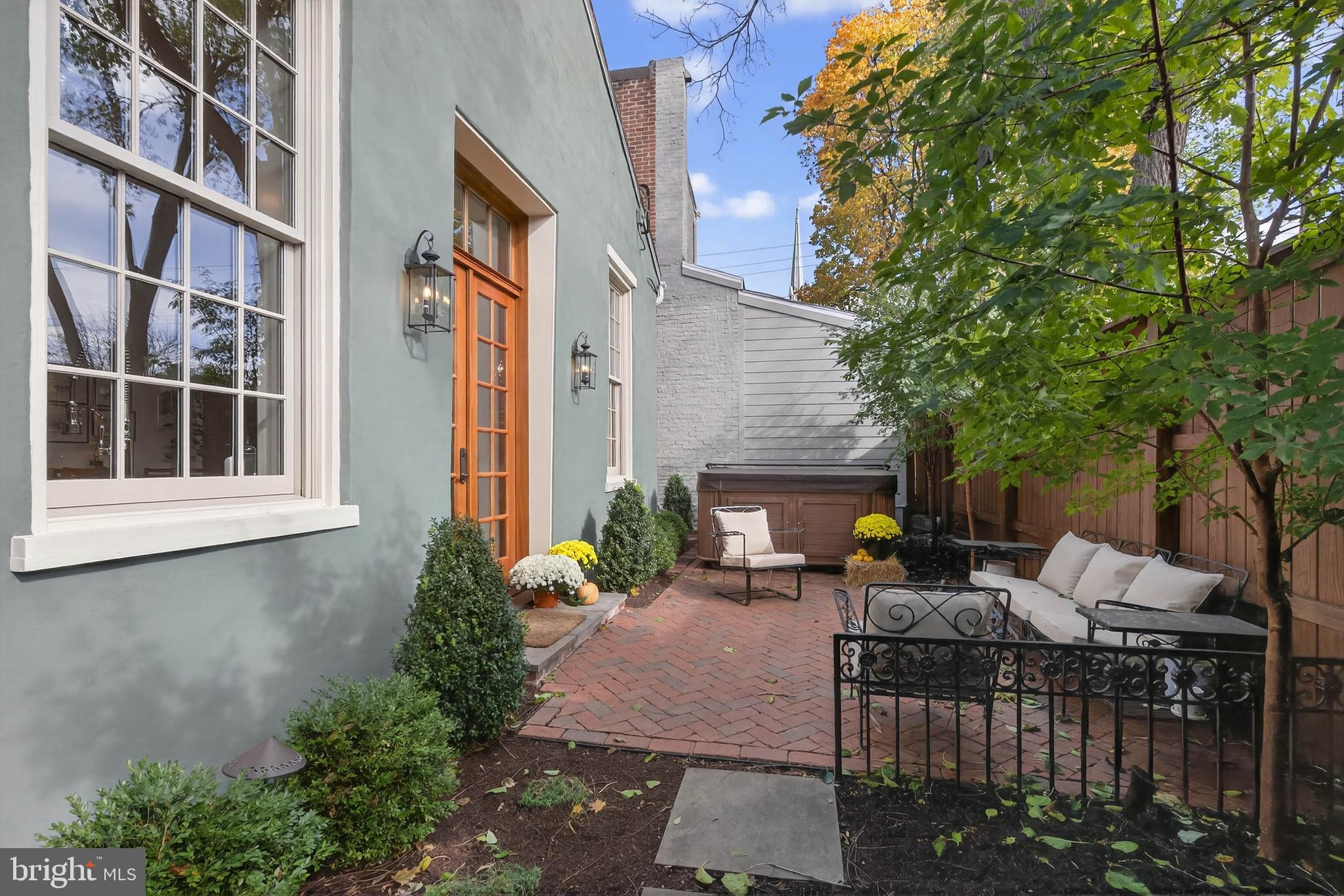 MUSSERTOWN - Residential