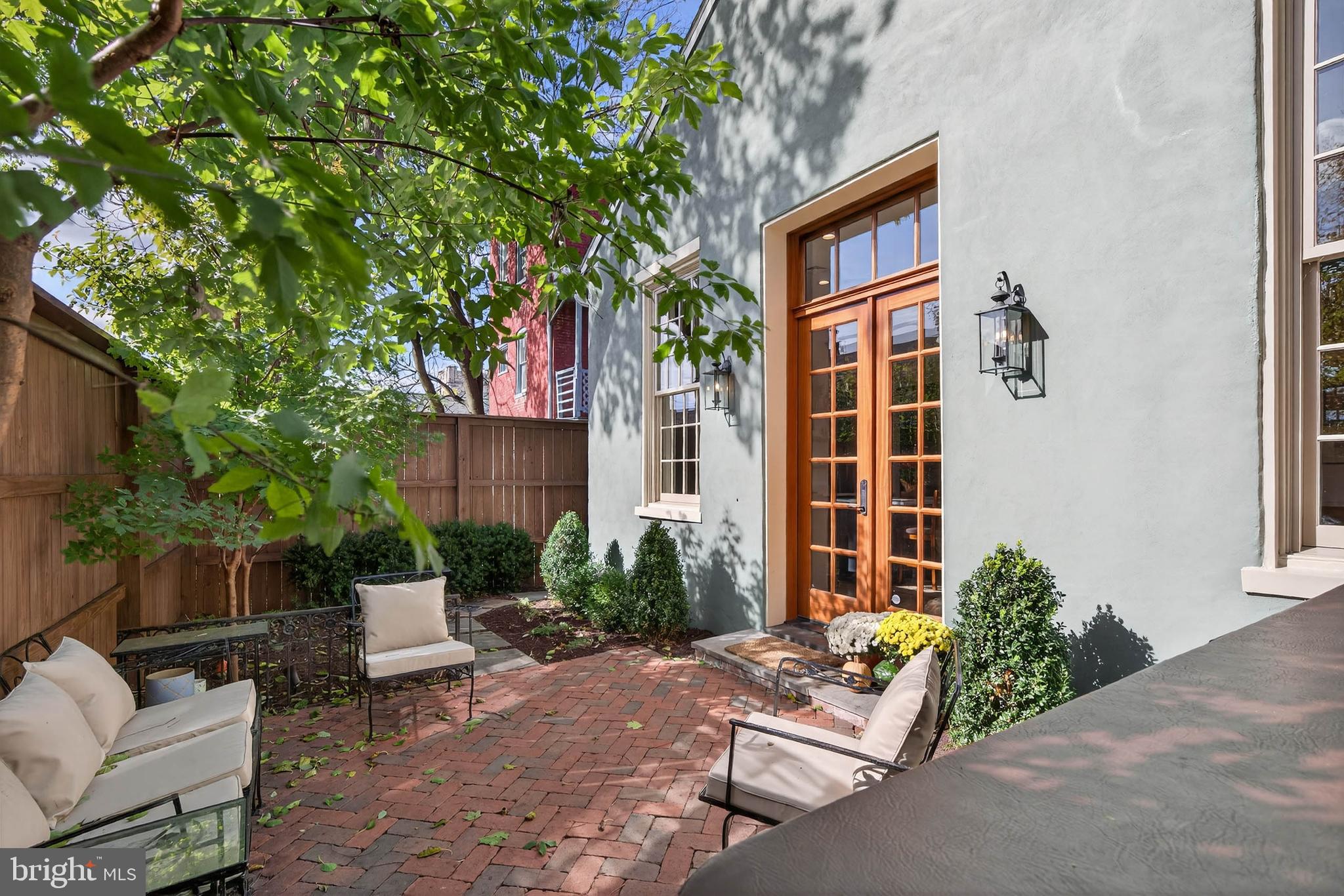 MUSSERTOWN - Residential