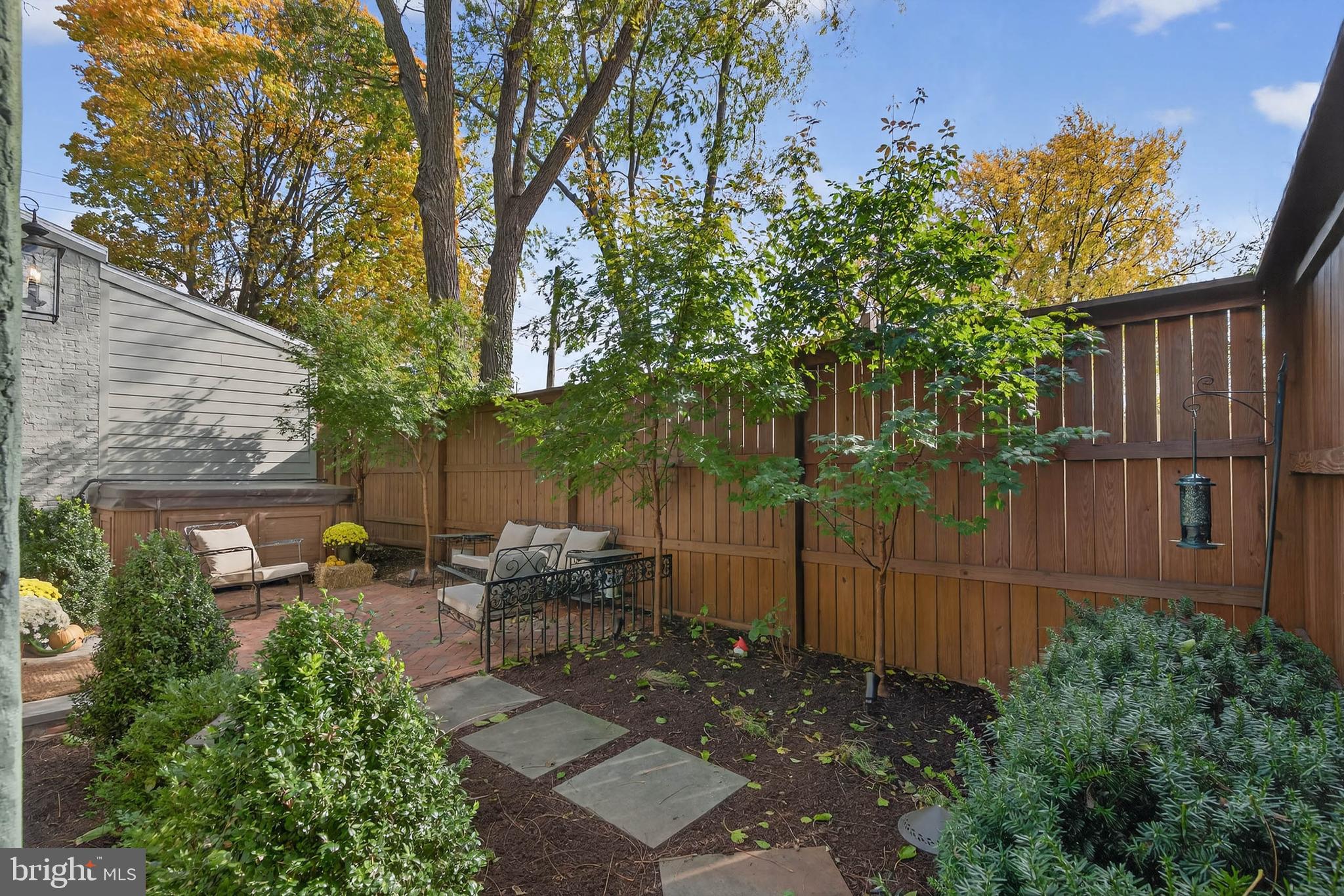 MUSSERTOWN - Residential