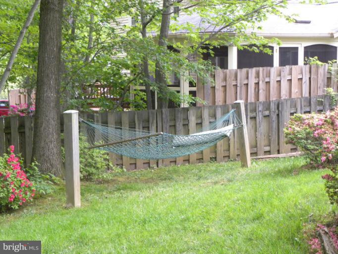 KINGS PARK WEST - Residential Lease