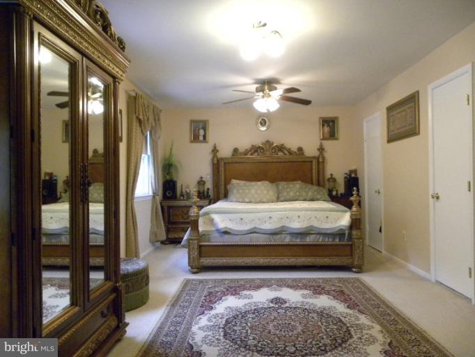 KINGS PARK WEST - Residential Lease