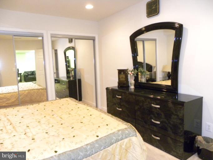 KINGS PARK WEST - Residential Lease