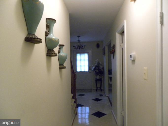 KINGS PARK WEST - Residential Lease