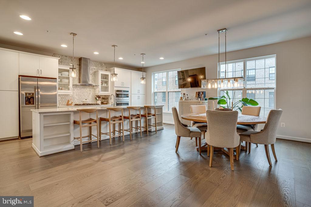 POTOMAC OVERLOOK CONDO - Residential