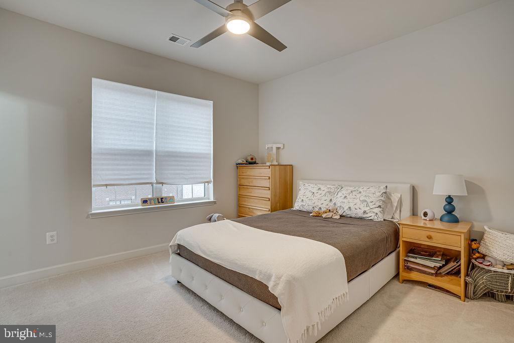 POTOMAC OVERLOOK CONDO - Residential