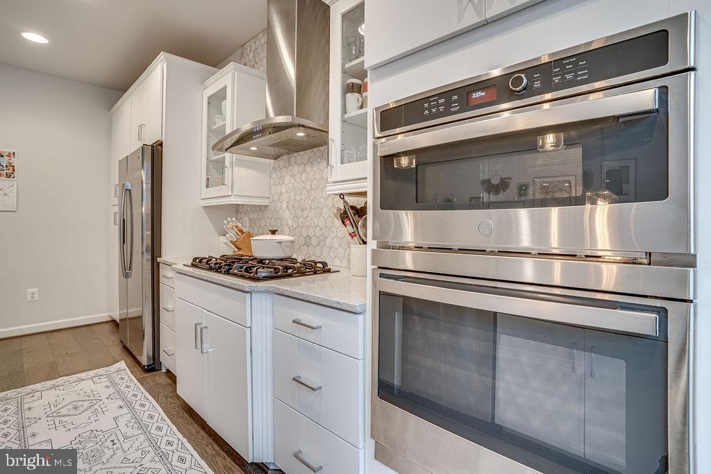 POTOMAC OVERLOOK CONDO - Residential
