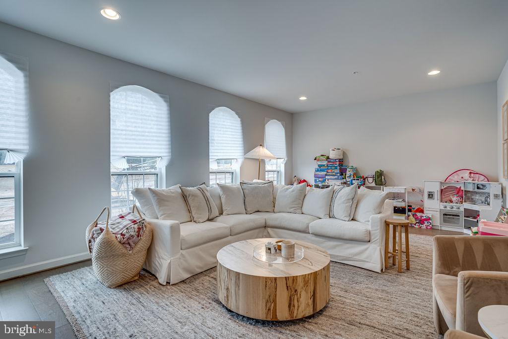 518 TRIGGERFISH DRIVE