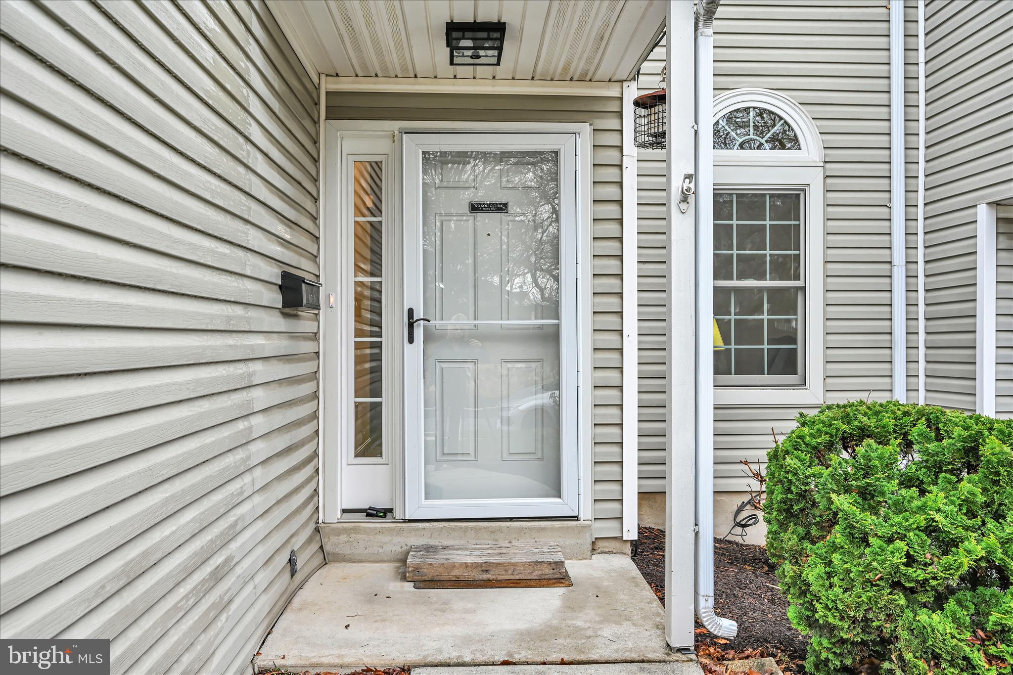 6106 SPRING KNOLL DRIVE