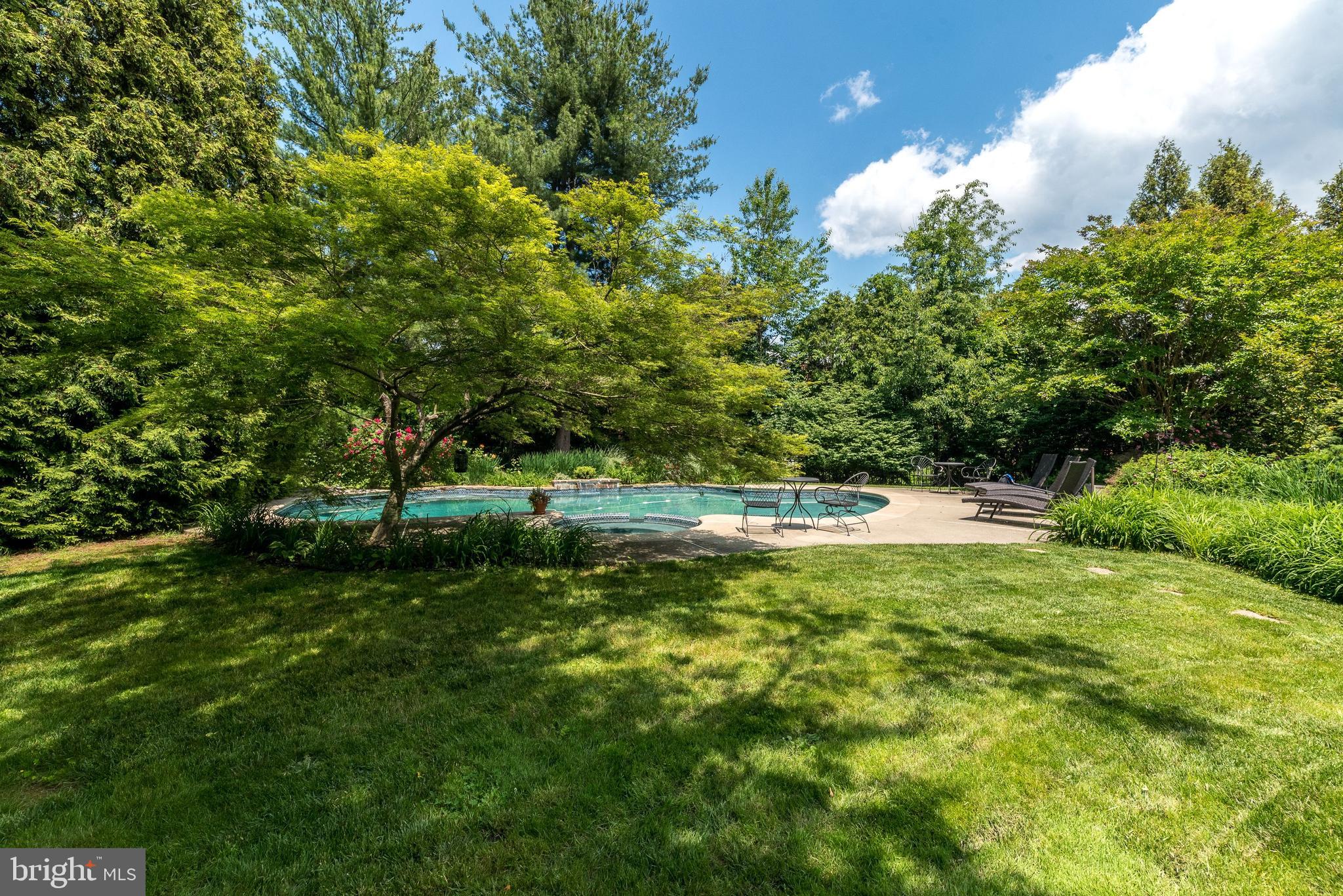 DUBLIN CROSSING - Residential