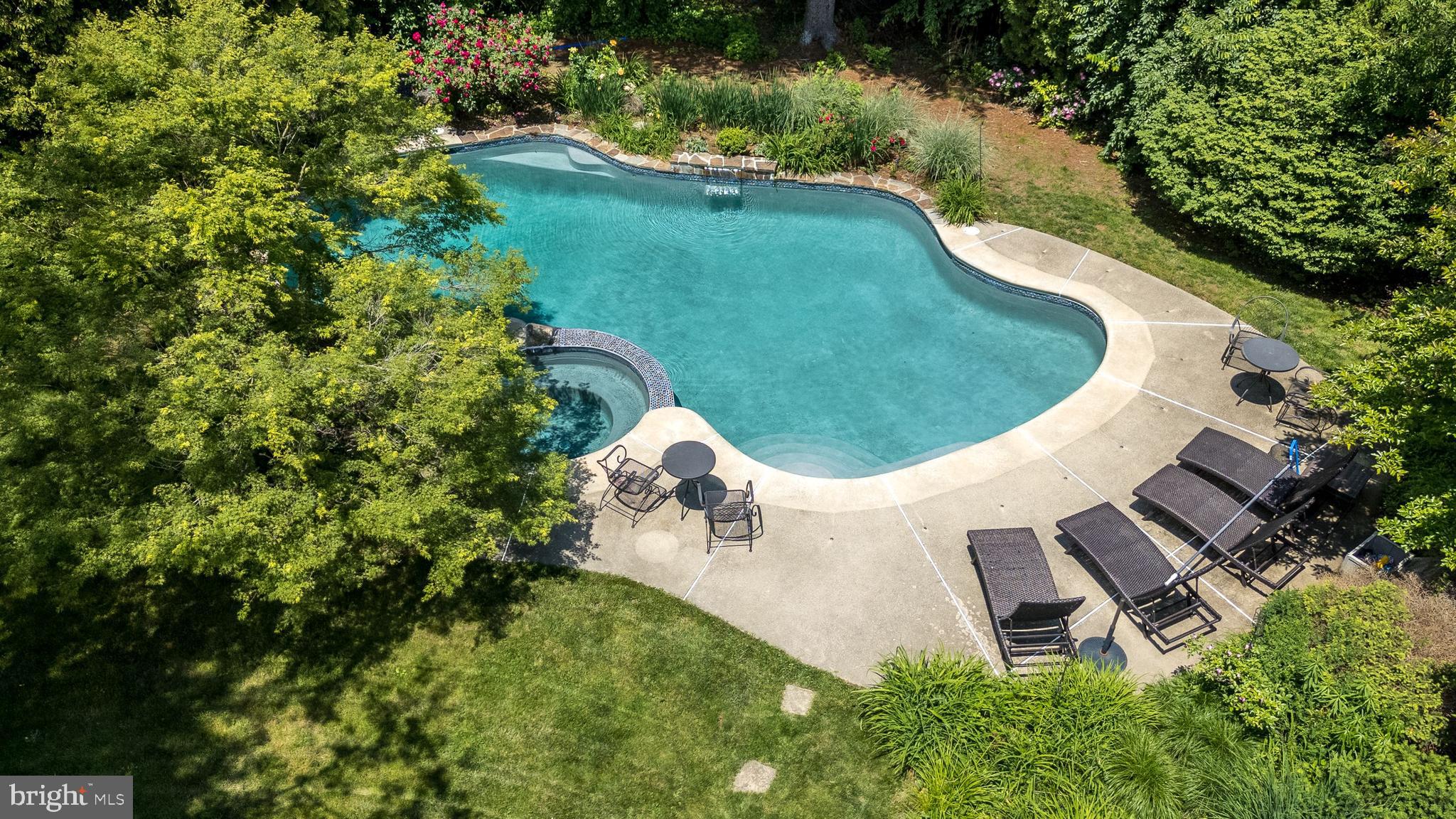 DUBLIN CROSSING - Residential