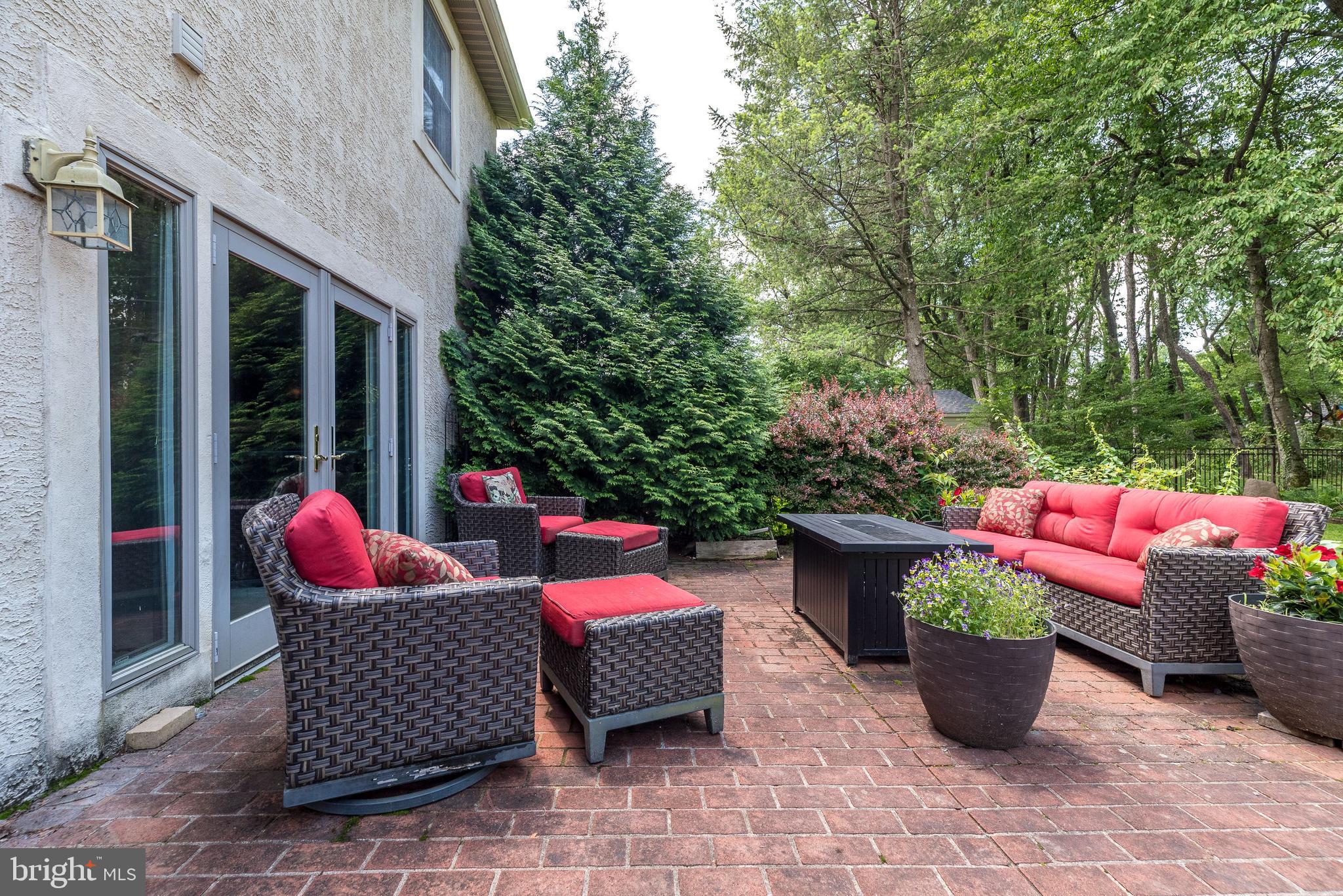 DUBLIN CROSSING - Residential